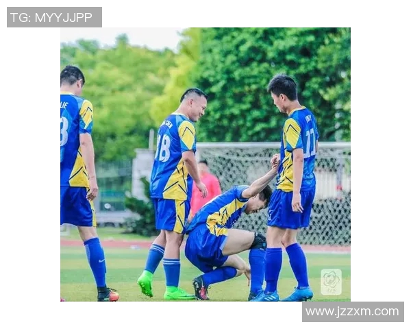 从默默无闻到闪耀绿茵场我如何逆袭成为足球明星的传奇之路