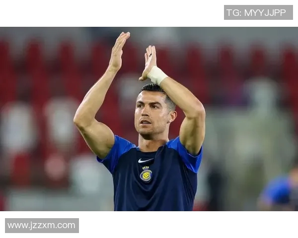 全球著名足球明星的生平与成就简介及其对足球运动的影响分析 全球著名足球明星的生平与成就简介及其对足球运动的影响分析