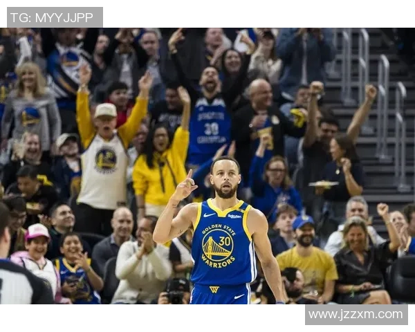 库里三分球总数突破4000大关成历史第一人再创辉煌成就