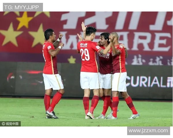 国足历史性突破成功出线世界杯球迷欢呼期待精彩表现